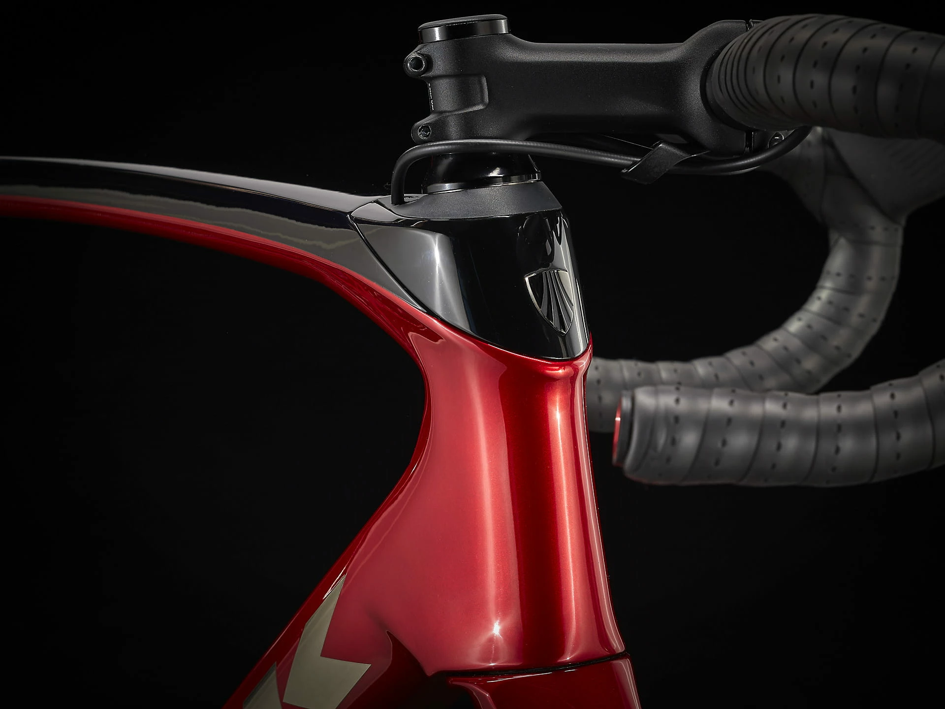 Domane SL 6 ETap Crimson/Trek Black – Image 8