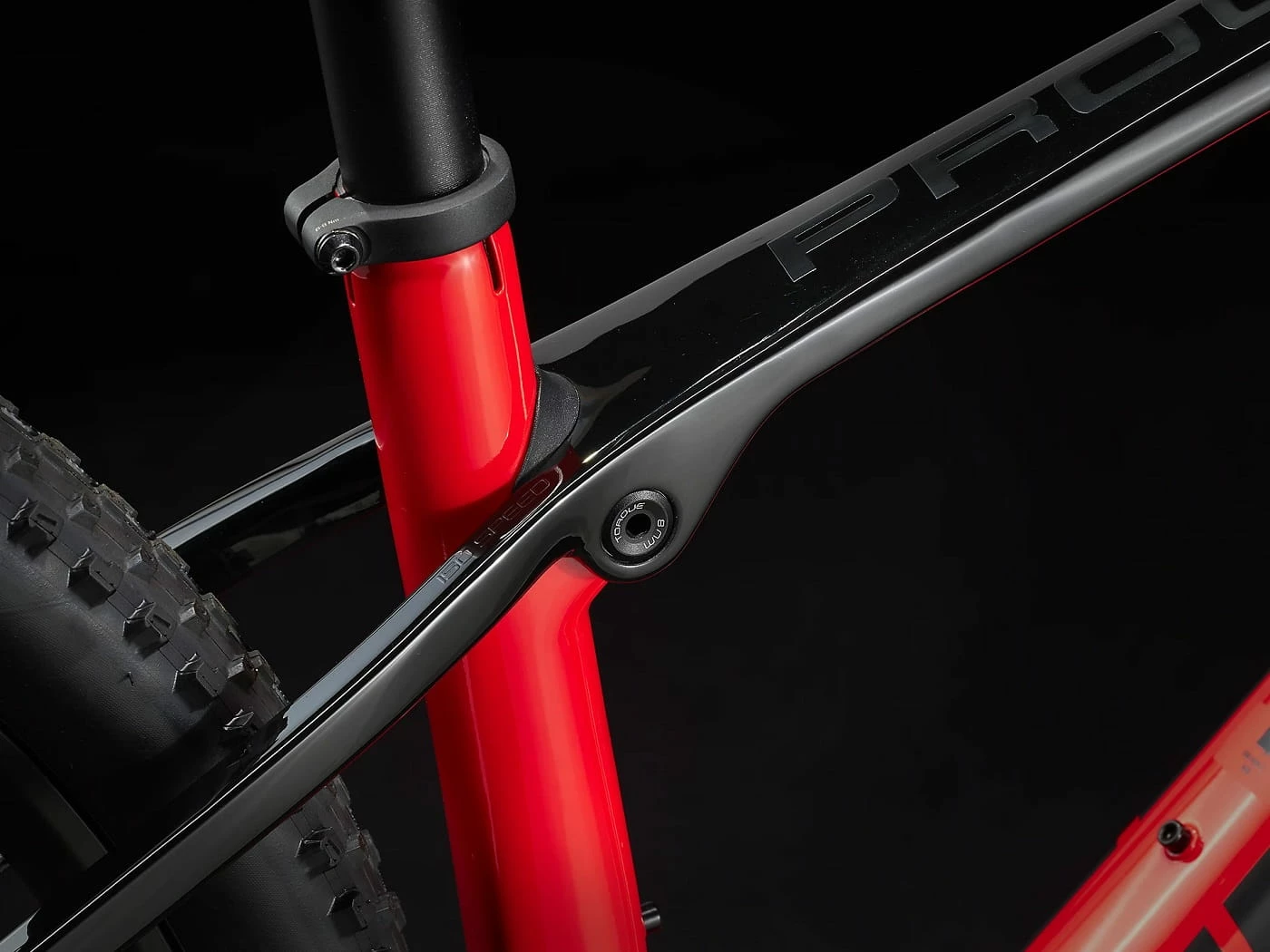 Procaliber 9.5 Rouge Radioactif / Trek Noir – Image 7