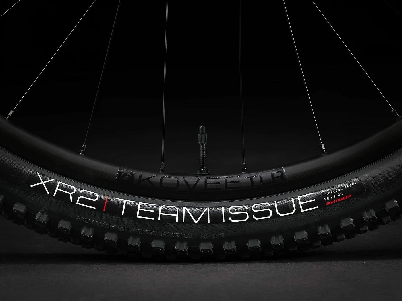 Procaliber 9.5 Rouge Radioactif / Trek Noir – Image 12